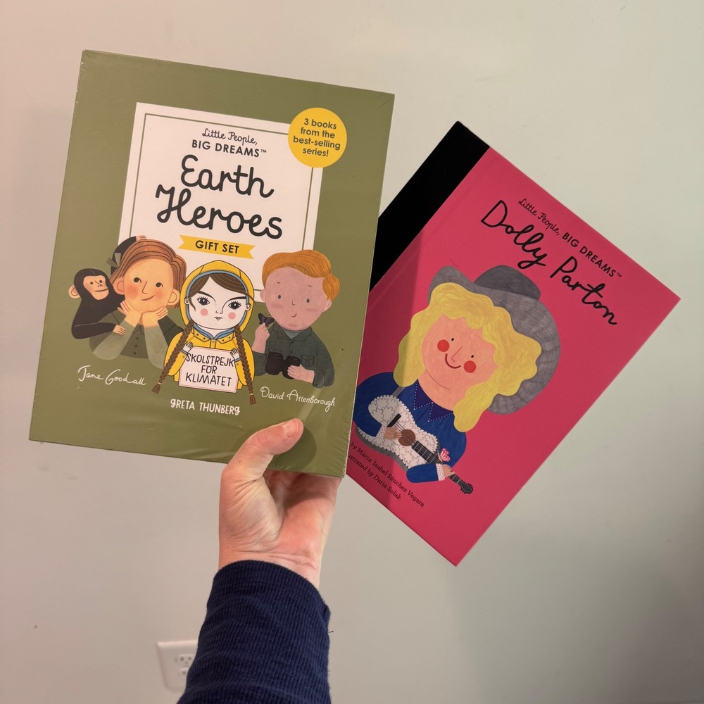 Little People BIG DREAMS Earth Heroes 3 Book Gift Set & Dolly Parton Hardcover